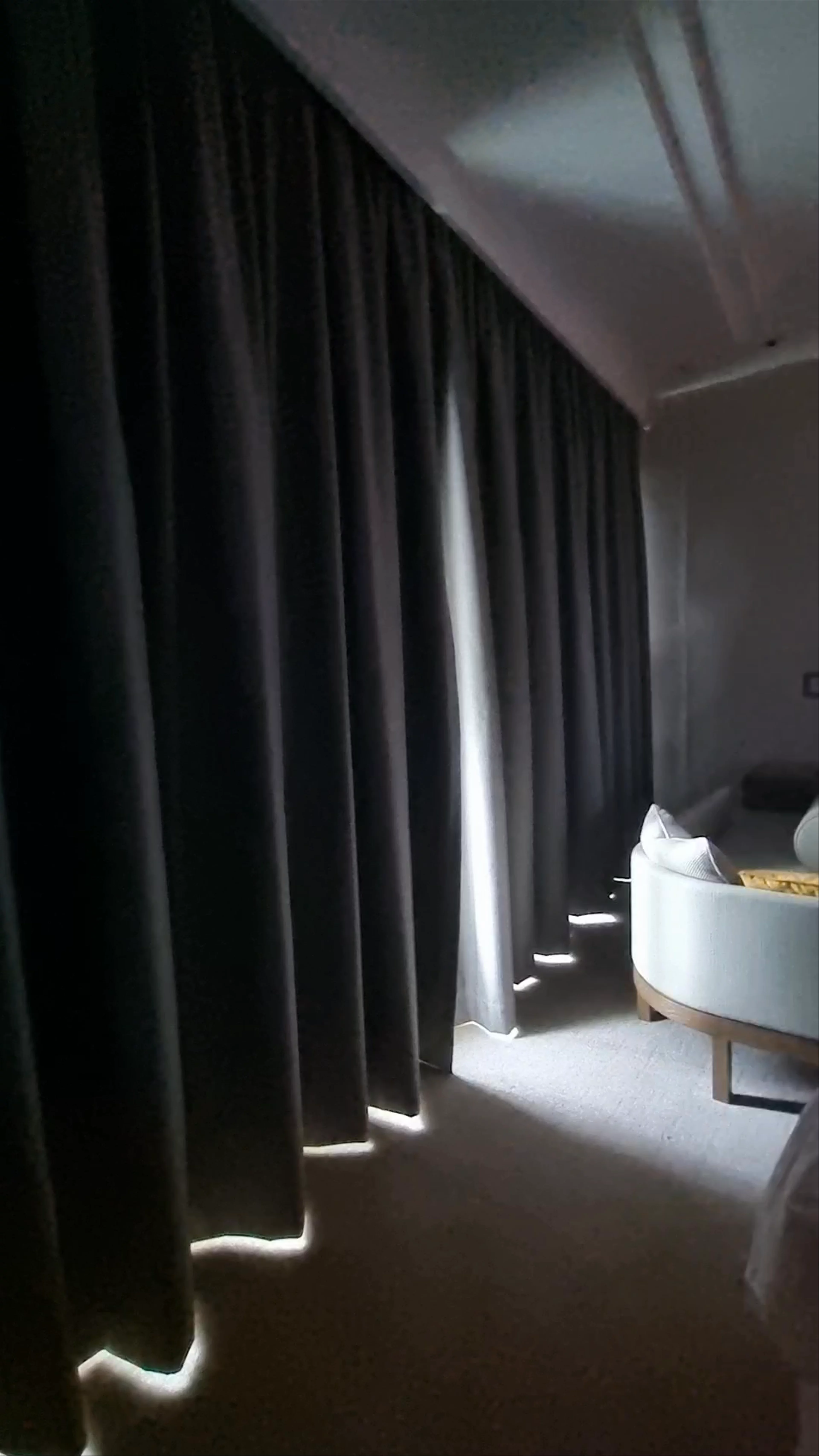 Temasek Boulevard, Conrad Centennial Singapore