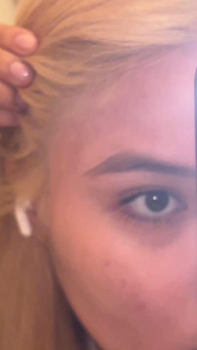 DV Hair Studio - As you can see this isn't a hoax since my other side of my face is good - Hair Salons Near Me - Flushing, New York