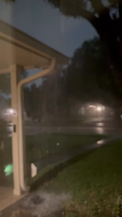 GutterMaxx - Guttermaxx being over powered. Meanwhile, my non Guttermaxx Gutters around my garage have no issues. - Gutter Services Near Me