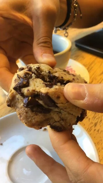 LAB - Cookie chips choc - Coffee & Tea Near Me - Buenos Aires, C
