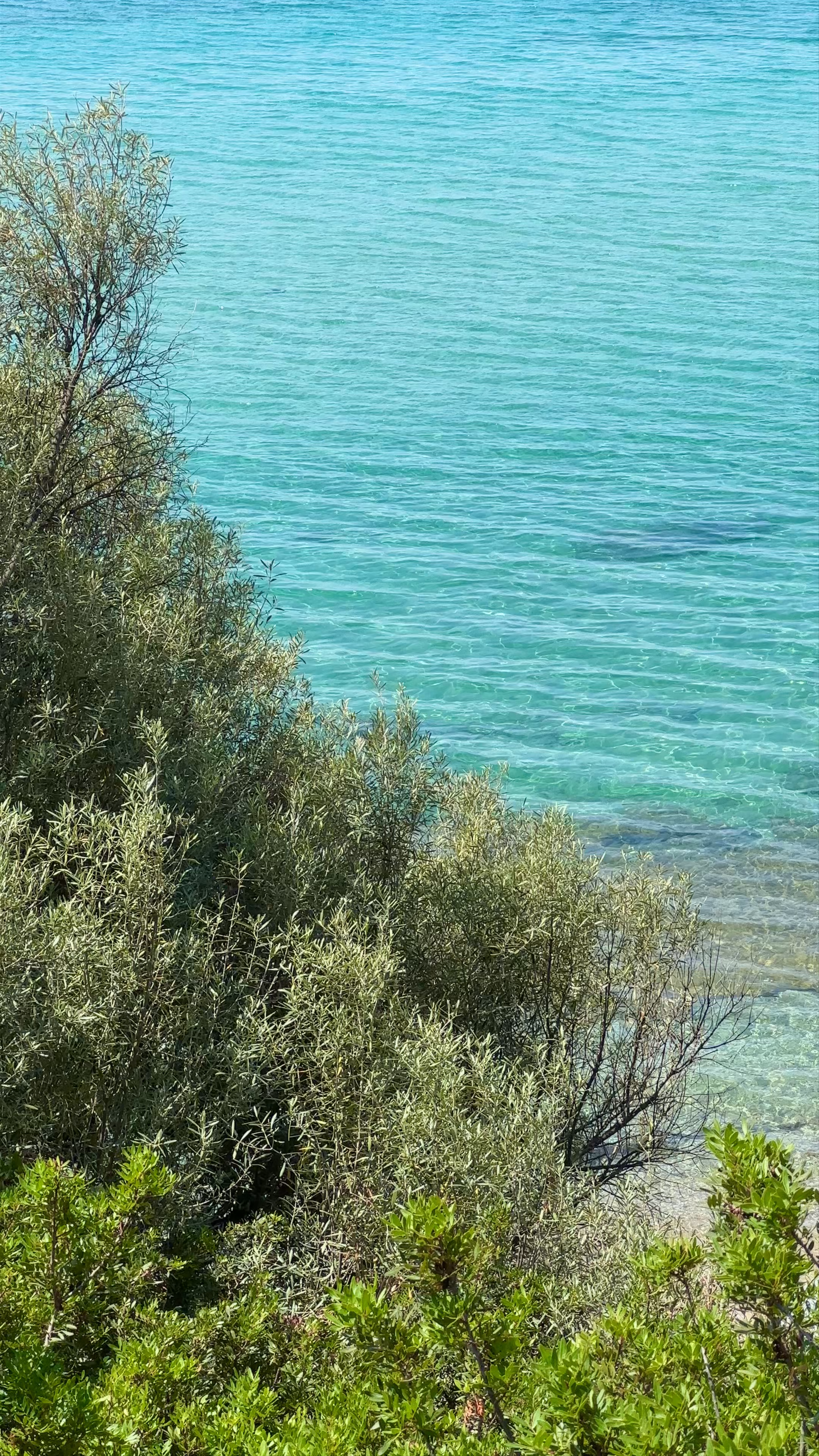 Kyrithra beach
