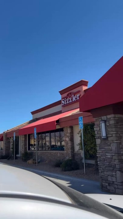 Sizzler - Front of sizzler - Seafood Near Me - Hesperia, California