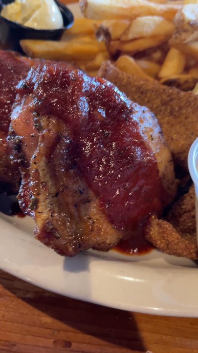 McCloud's Grill House - Wow spell that backwards wow! - Bars Near Me - Bremerton, Washington