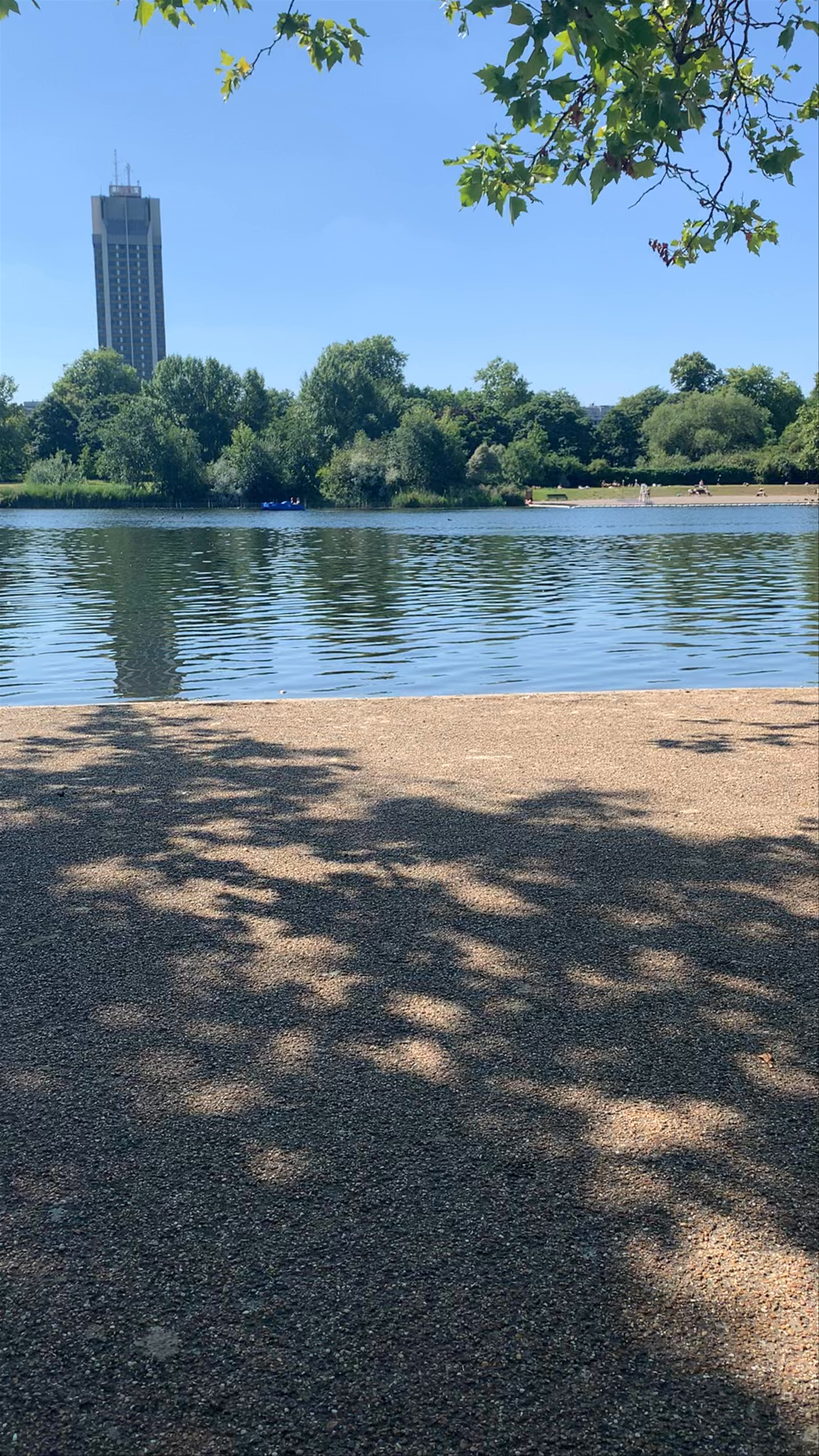 Tranquil Waterside Escape at Giardini di Whitehall, London