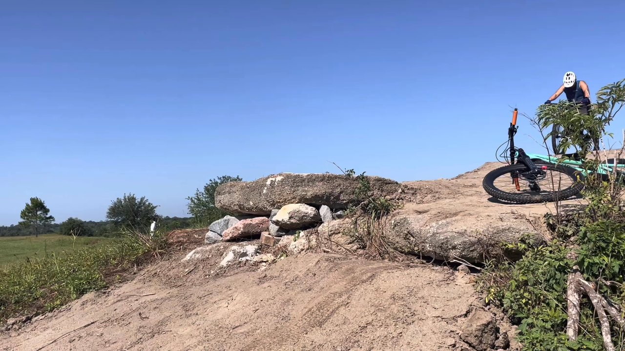 Trek Trails - Aterro Park - Rock Drop - Hiking Near Me - Jacksonville, Florida