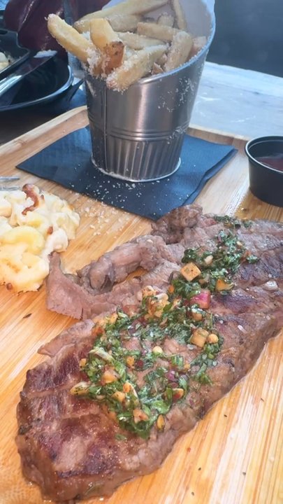 Highkey Rainforest Rooftop - NY STEAK - Lounges Near Me - New York, New York