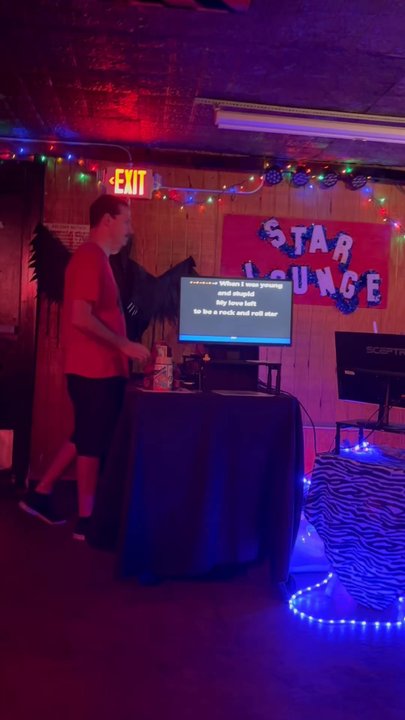 Charlie’s Star Lounge - Karaoke x @stuffwithbeauty - Lounges Near Me - Dallas, Texas