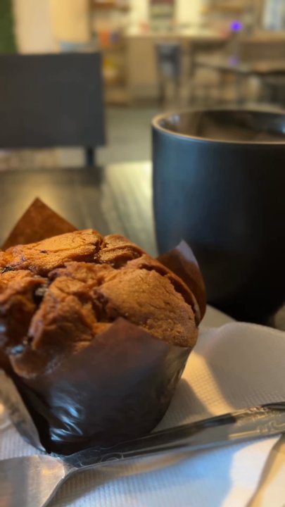 Serra Doce Coffee Shop - Chocolate muffin with a regular coffee - Coffee & Tea Near Me - Summit, New Jersey