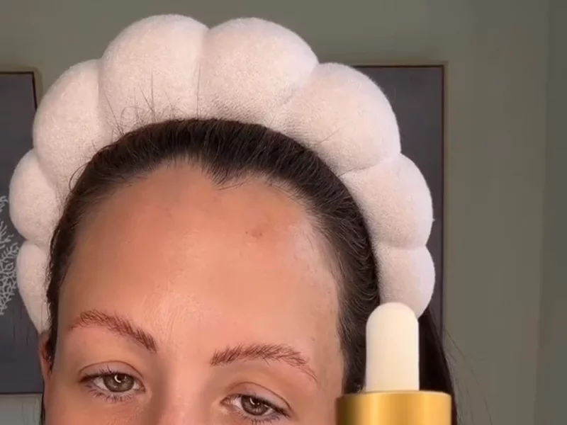 ESMI Glowing skin Campaign
