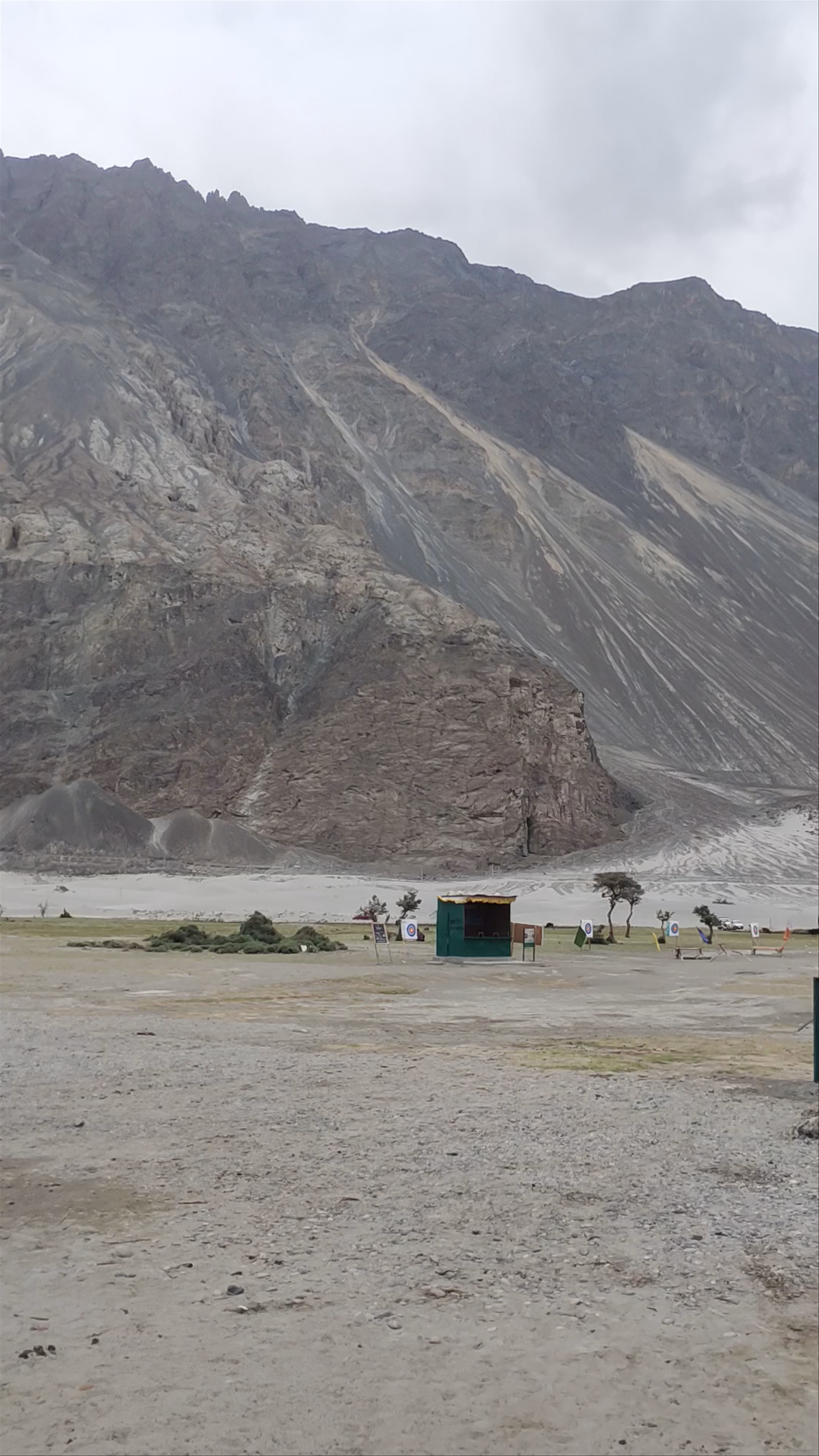 Hundar Sand Dunes: Mystical Desert Escape in Hunder