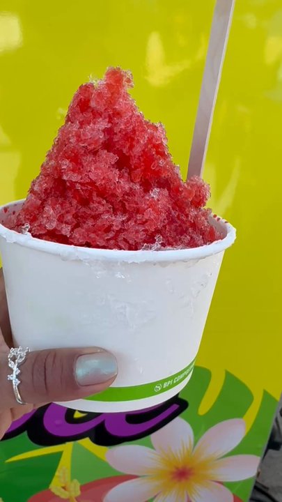 Penelope's Sno Balls at the Beach - Hot Dogs Near Me - Carpinteria, California