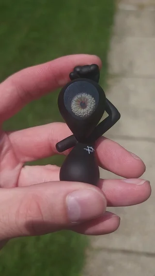 Preview pic of Yunk carver pendy