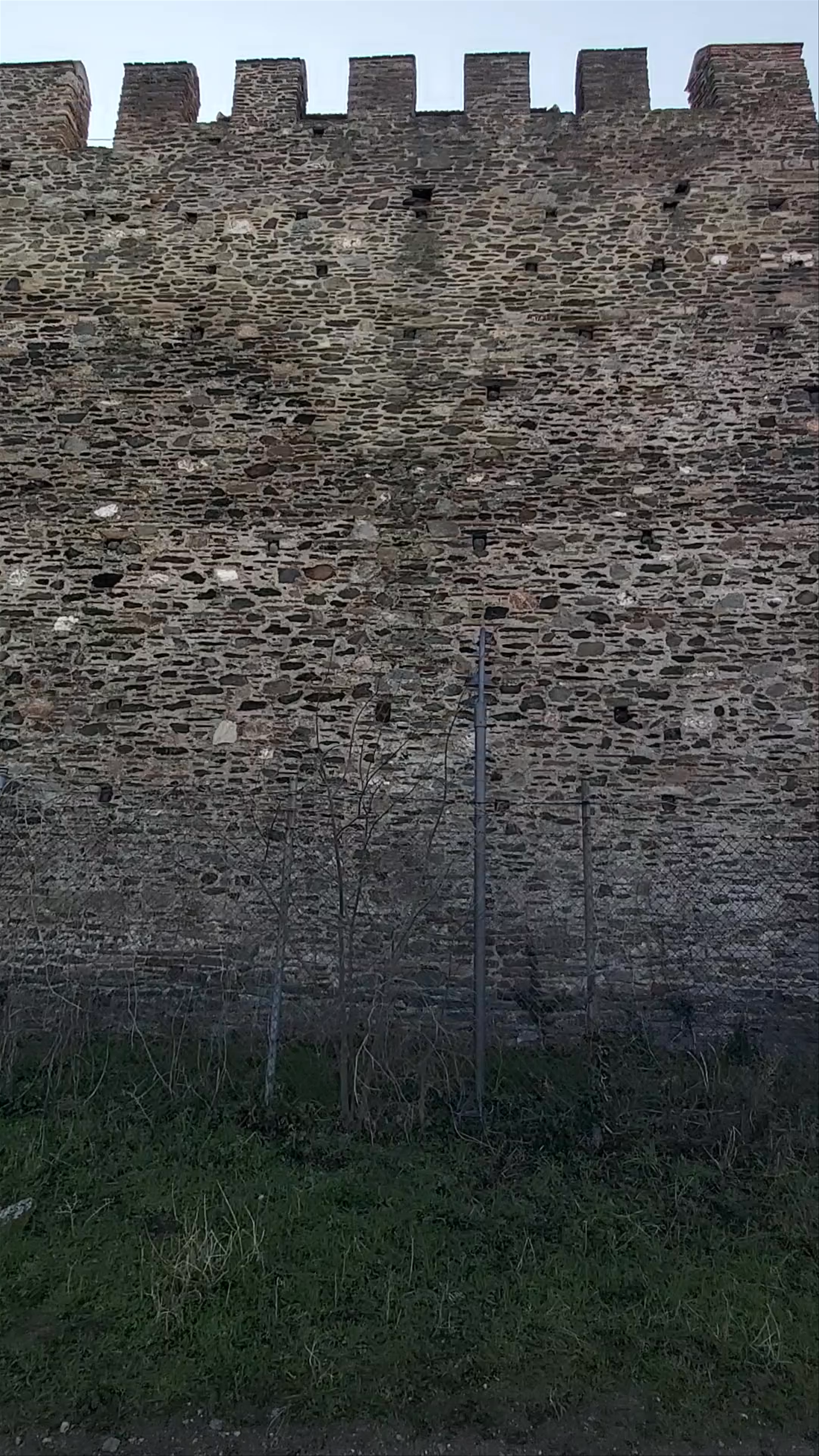 Eptapirgiou Castle: Medieval Fortress Overlooking Thessaloniki