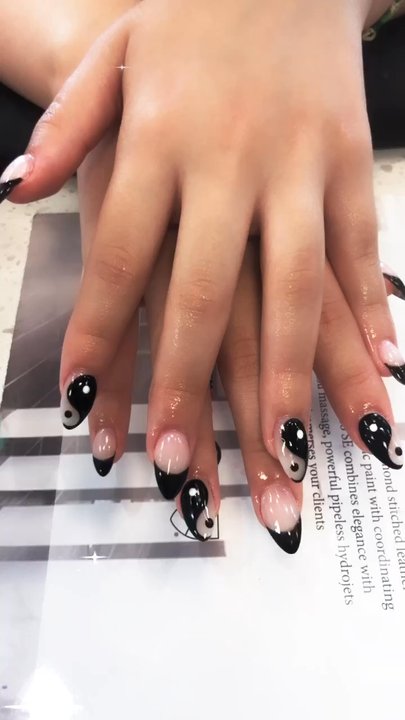 Lyia Nails & Spa - Nail Salons Near Me - Warwick, Rhode Island
