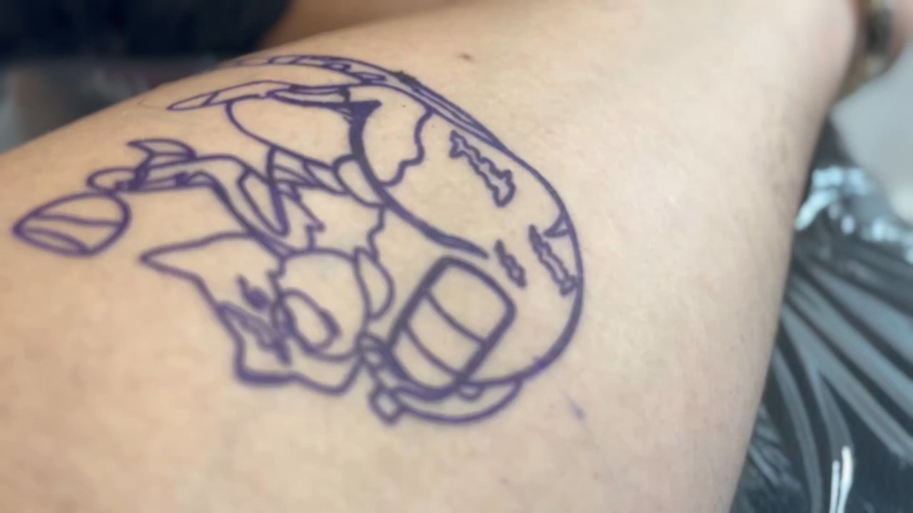 Business video 1 of 1 for Luiza Prado Tattoo, image size:1280x720