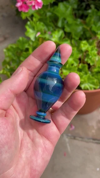 Preview pic of Shambyglass Bottle