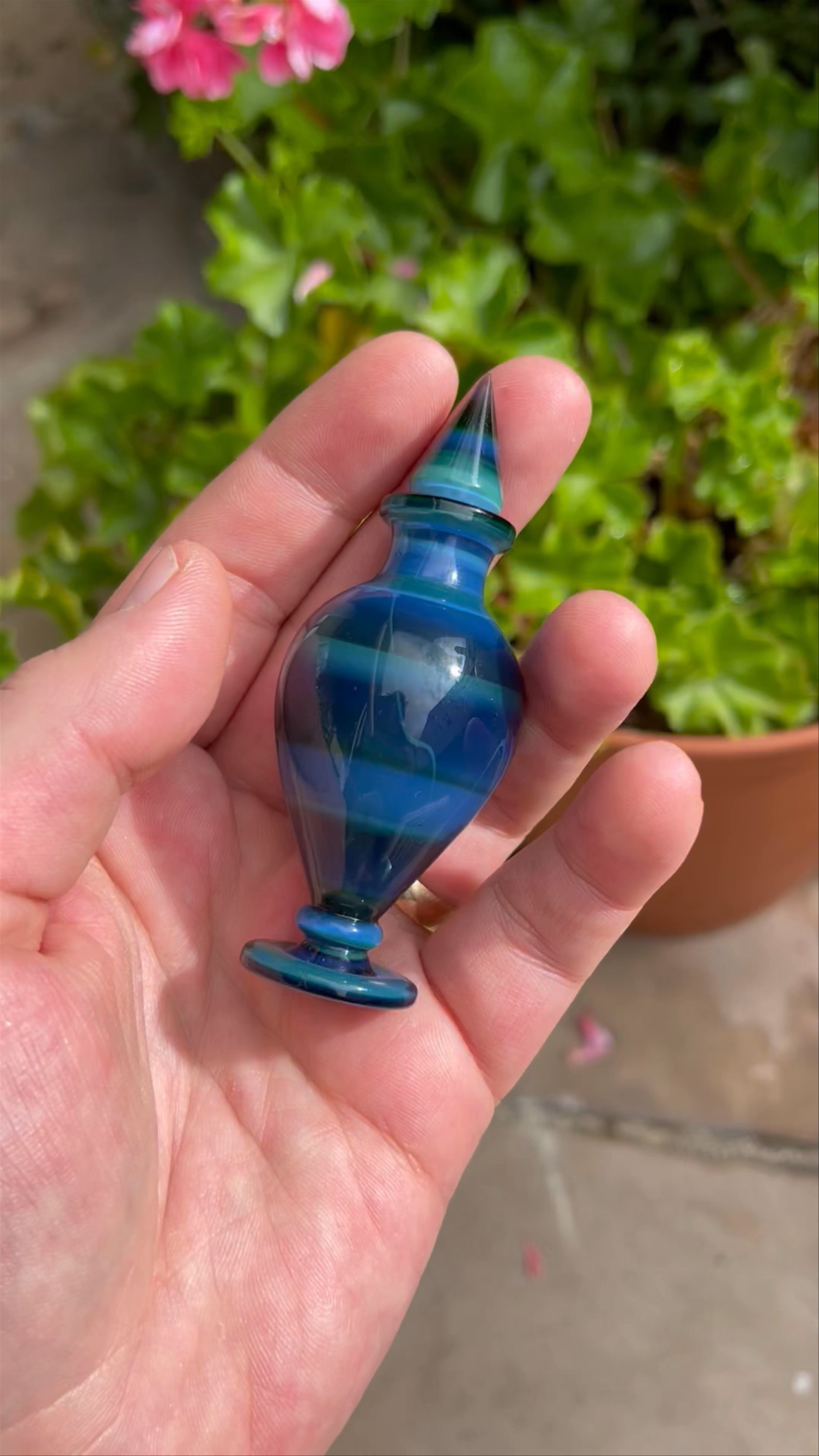 Preview pic of Shambyglass Bottle