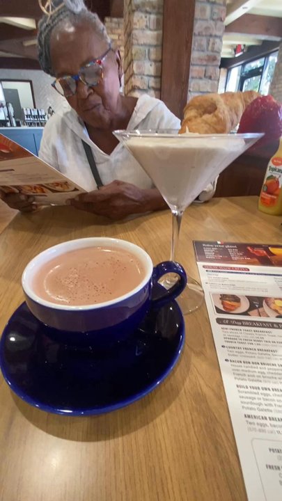 la Madeleine - Hot Chocolate - Breakfast & Brunch Near Me - Metairie, Louisiana
