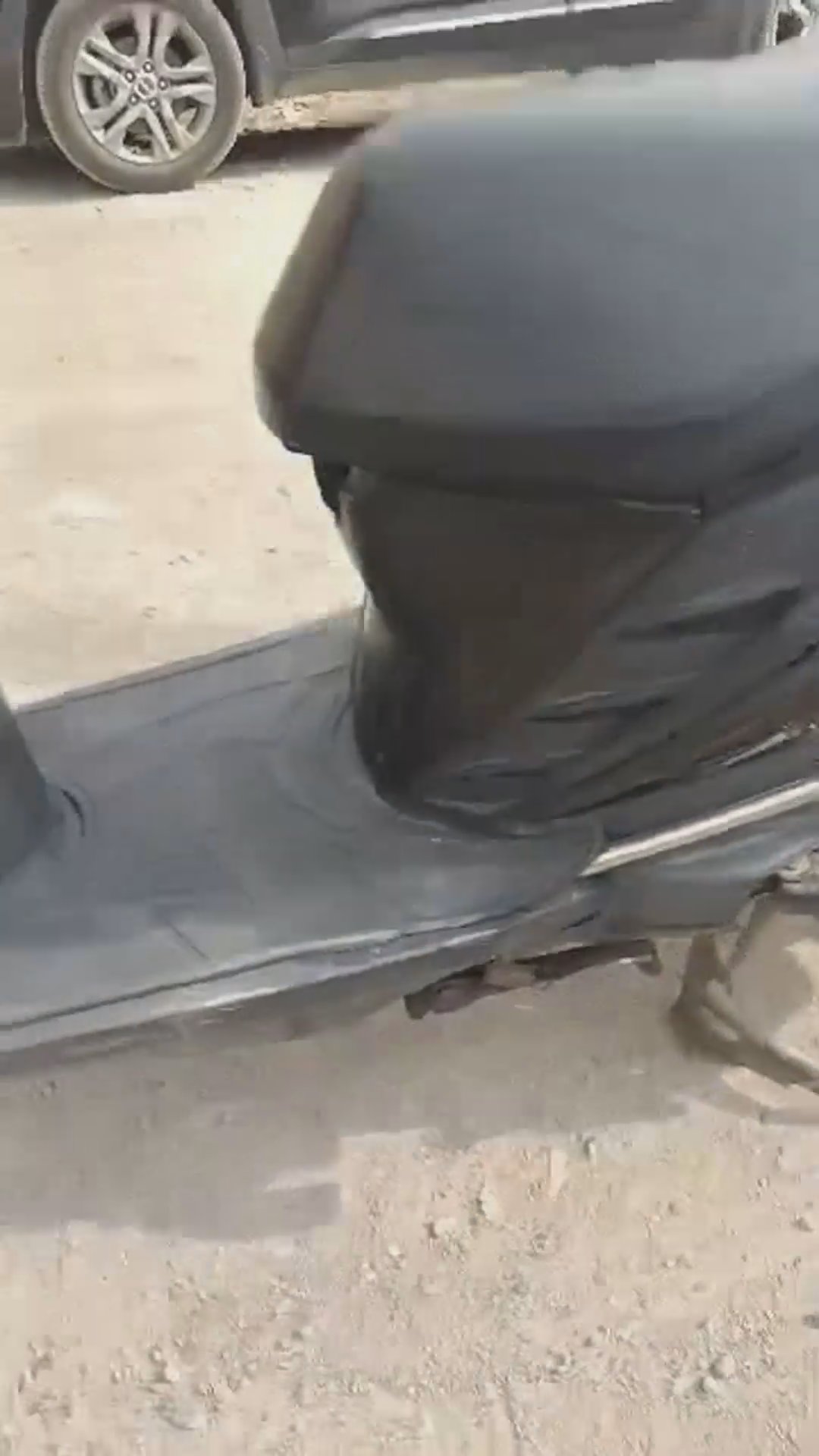 Walk-around video thumbnail