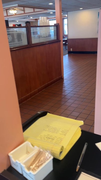 Peach Tree Cafe - Inside Peach Tree Cafe - Breakfast & Brunch Near Me - Matteson, Illinois