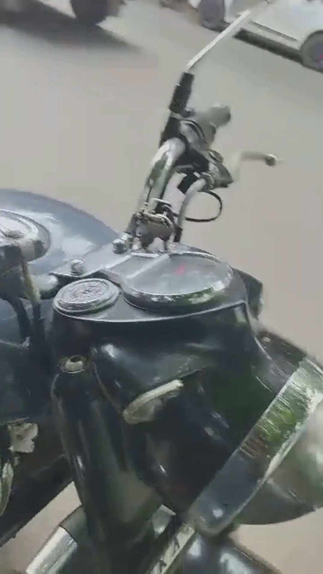 Walk-around video thumbnail