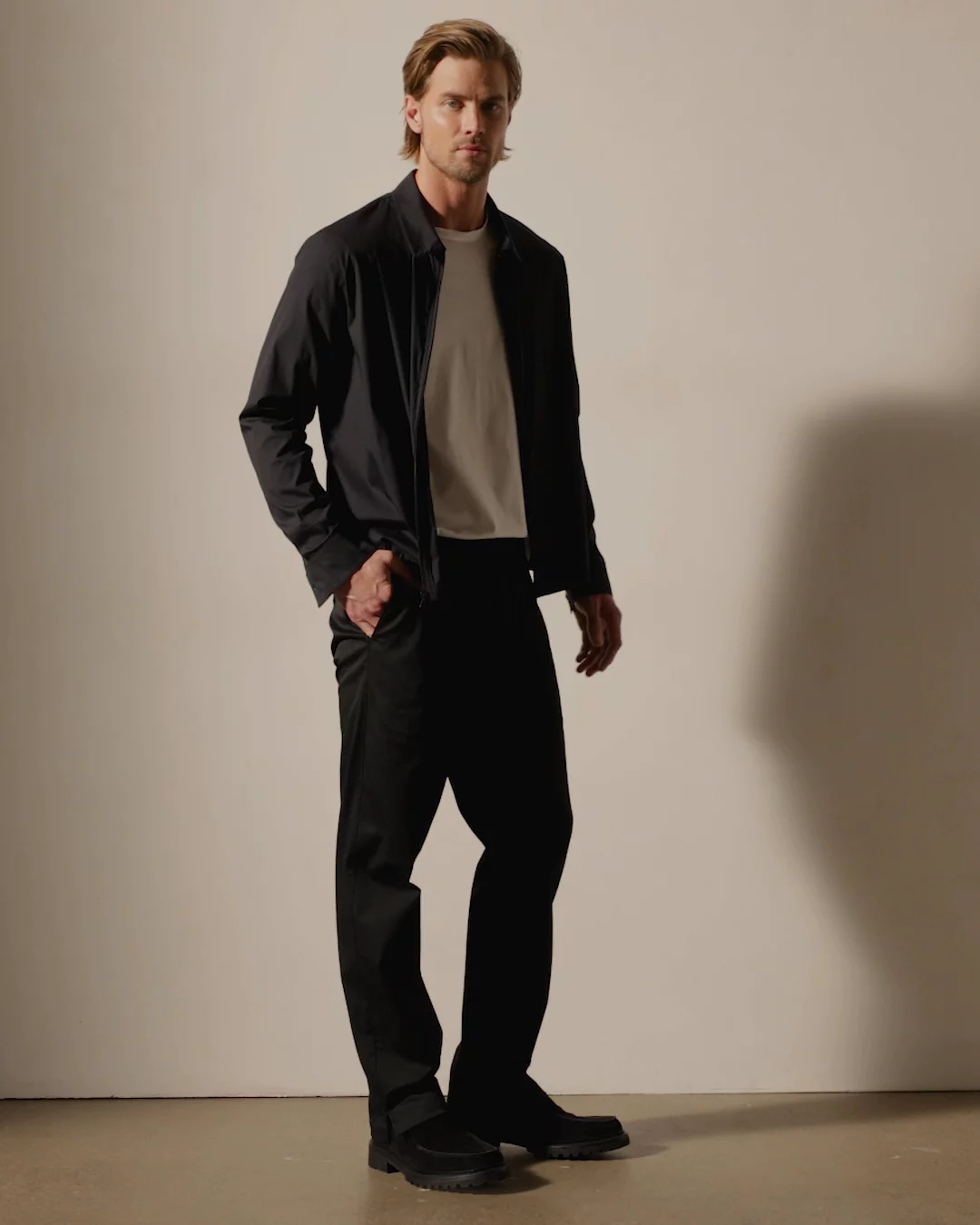 JAMES PERSE 黒シャツ サイズ1 Shirttail Hem Crew - Black | James Perse Los Angeles