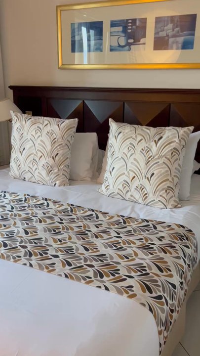 Hôtel West-End - Clean, well-maintained room. Deluxe sea-view with amazing view. Right on the Promenade des Anglais. - Hotels Near Me - Nice, 06