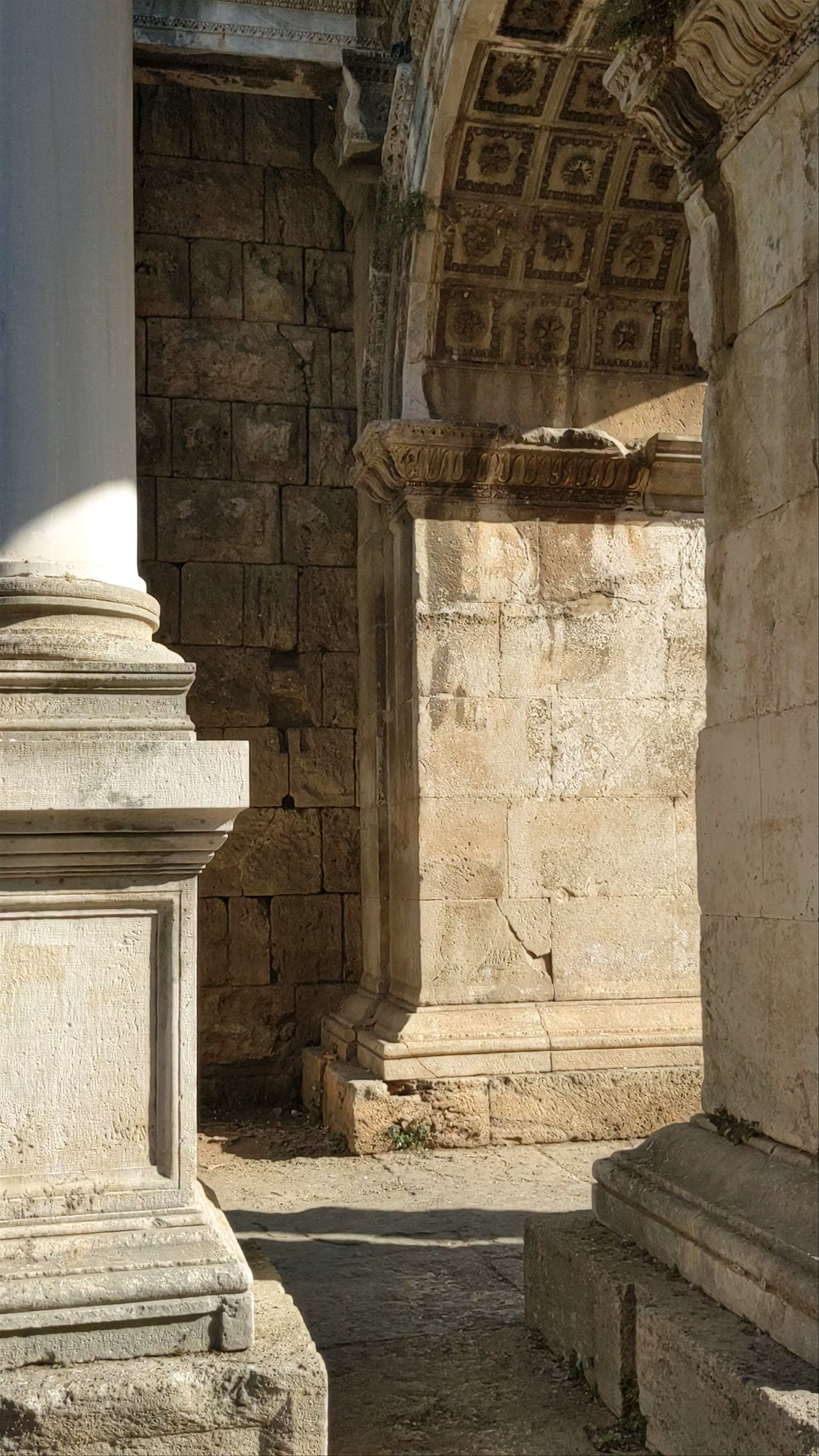 Hadrian's Gate: Timeless Majesty in Antalya's Barbaros District