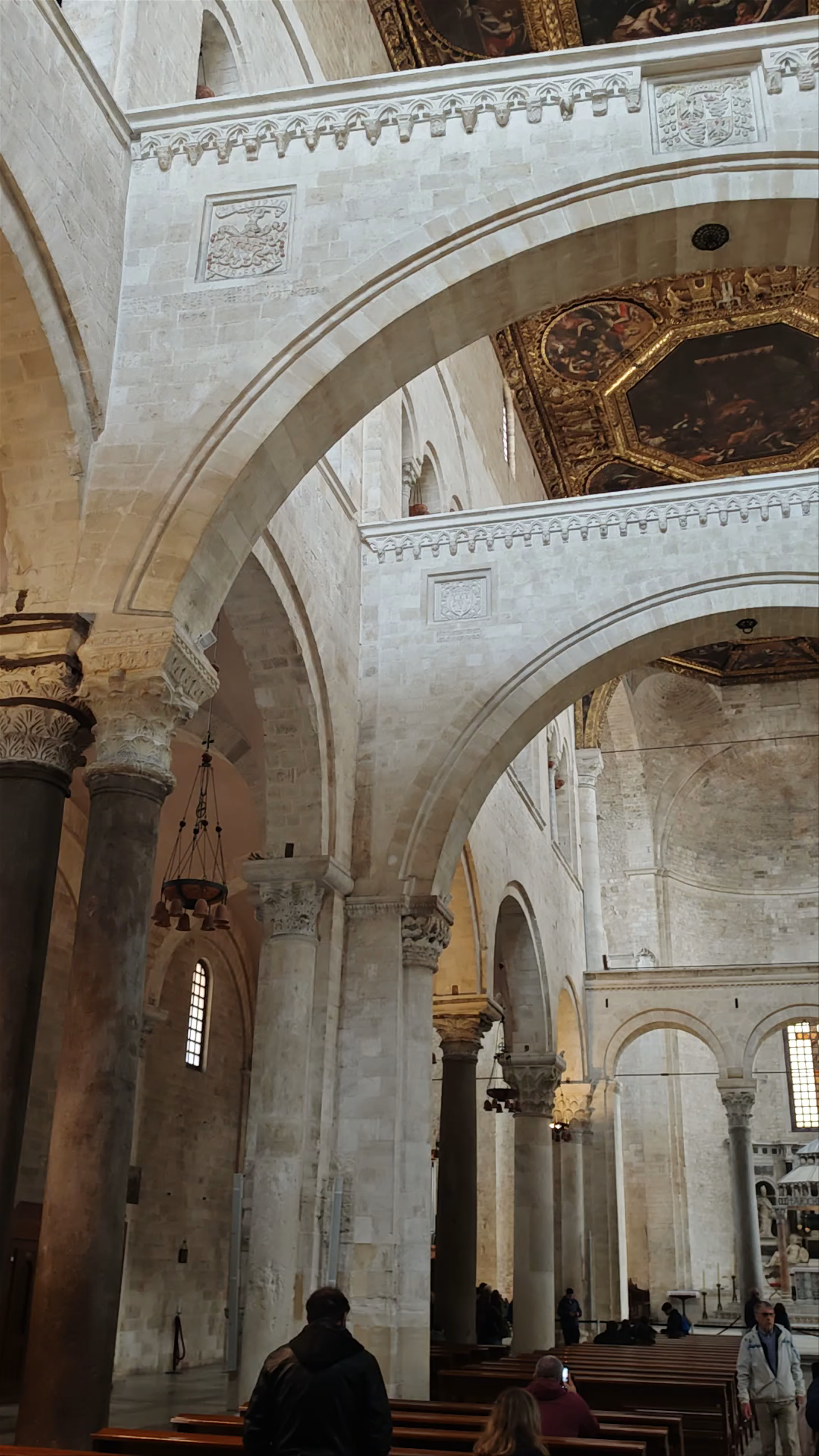Basilica Pontificia San Nicola: Majestic Romanesque Splendor in Bari
