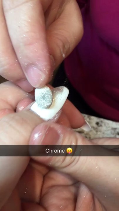 Cindy's Nails - Cindy's has Chrome Pigments now, and I'm so in love with my nails! - Nail Salons Near Me - Longview, Washington