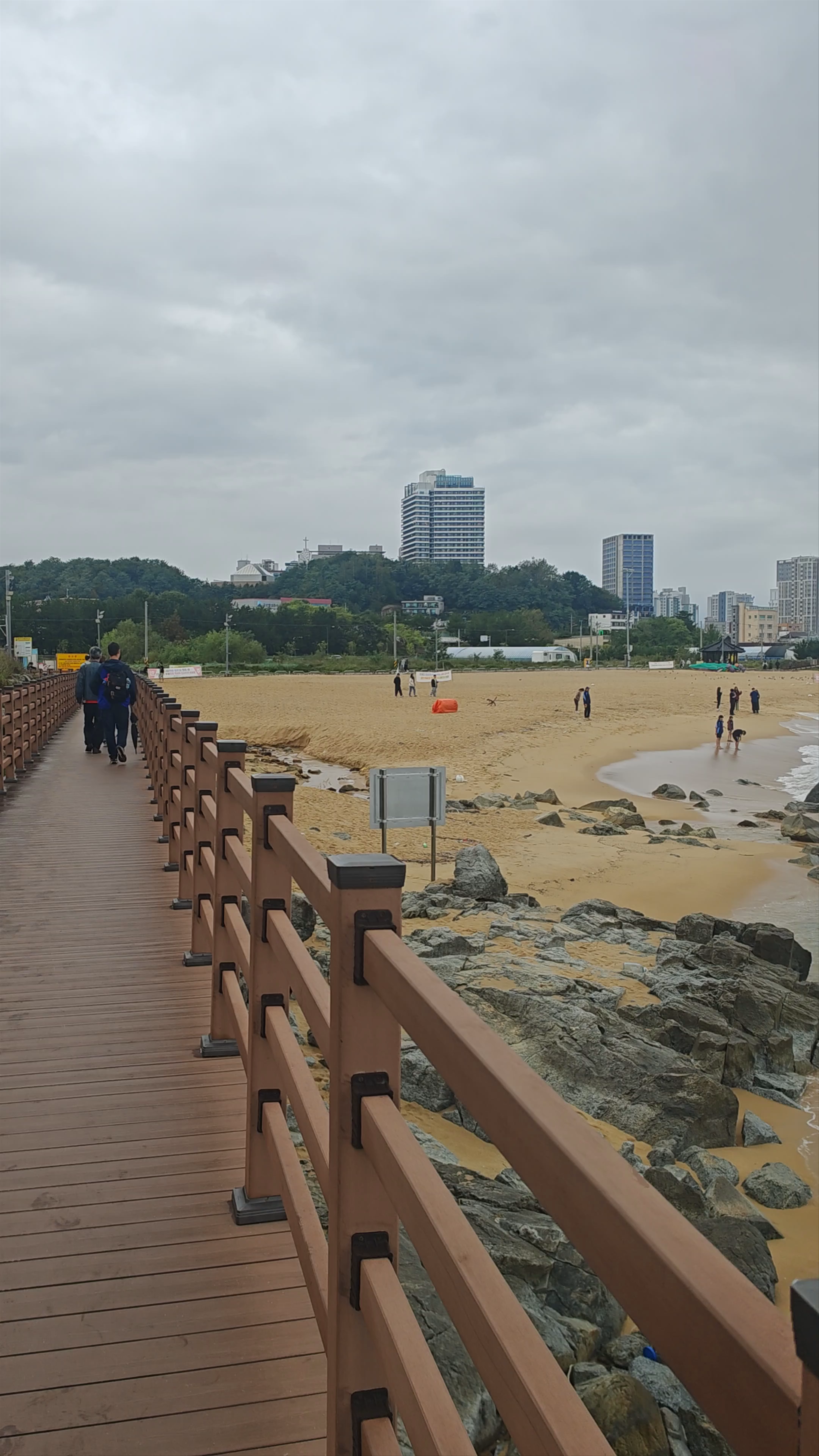 Oeongchi Bada Hyangiro Trail