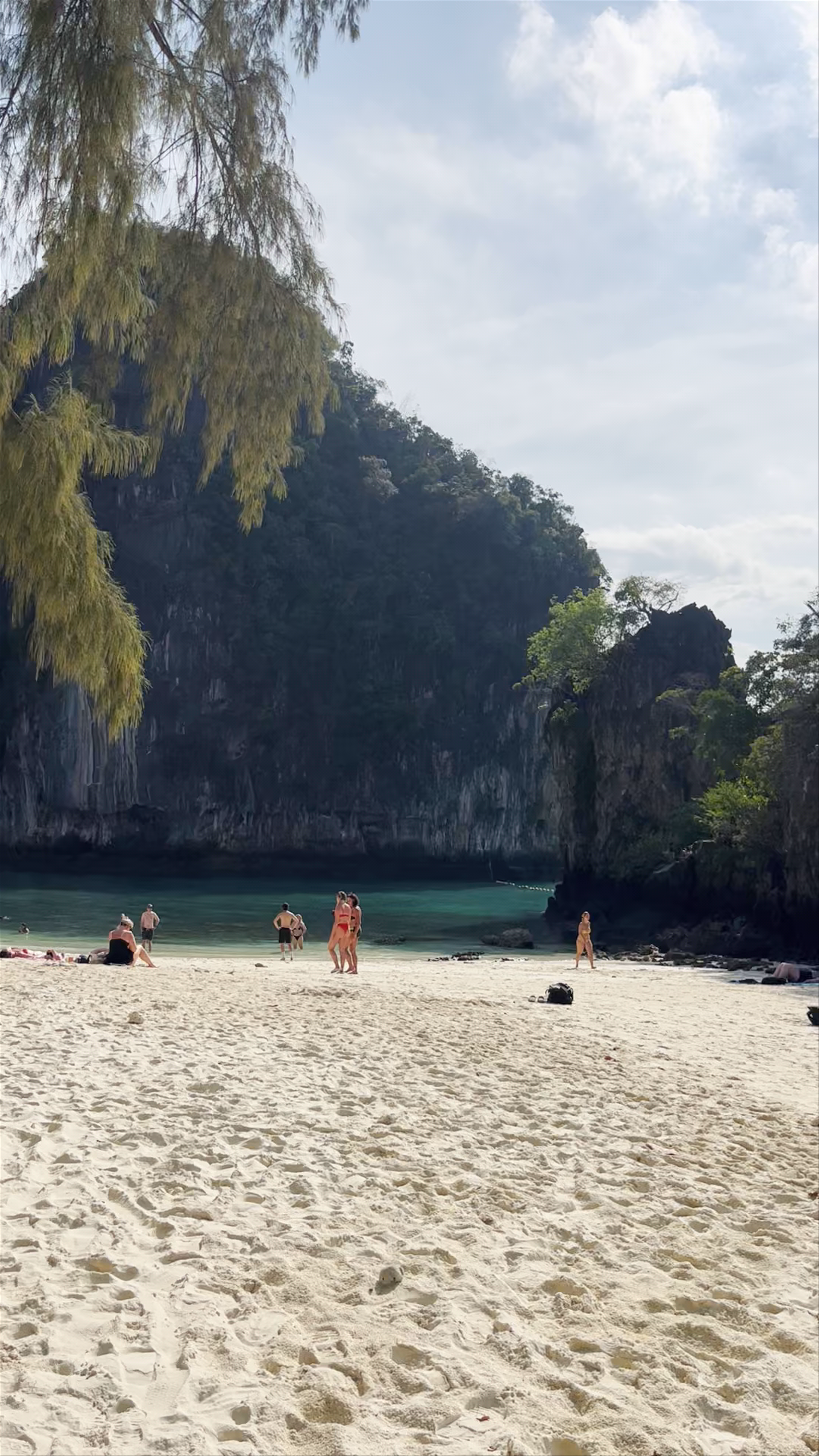 Hong Island Tour: Serene Beach Escape in Ao Nang, Krabi, Thailand