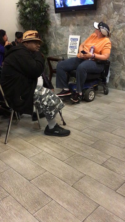Gary Chen, MD - Average crowd at this doctor's office.  Keep in mind, there are 8 doctors registered to this office. - Orthopedists Near Me - Los Angeles, California