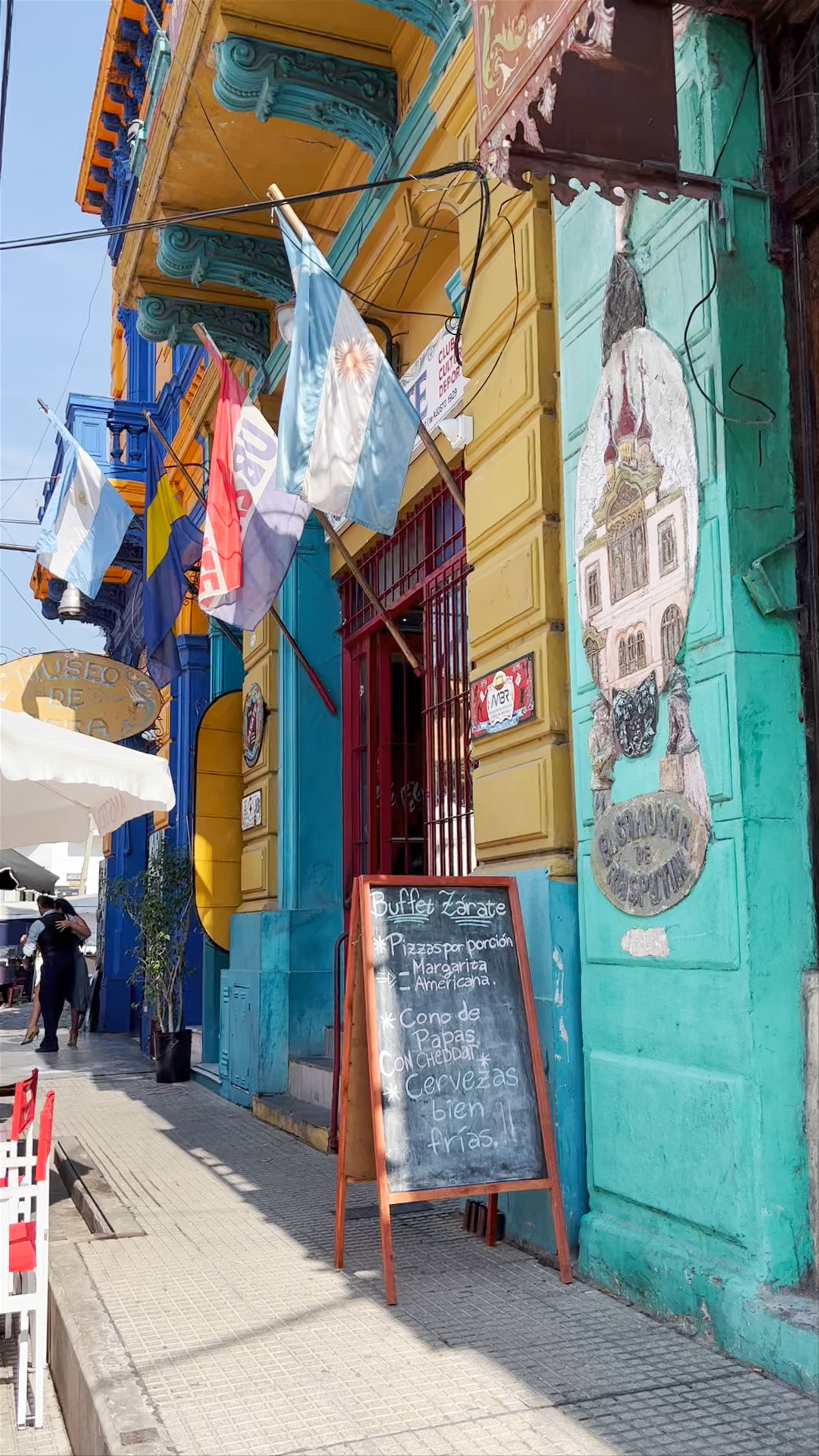 Colorful La Boca Street Walk: Vivid Culture in Buenos Aires