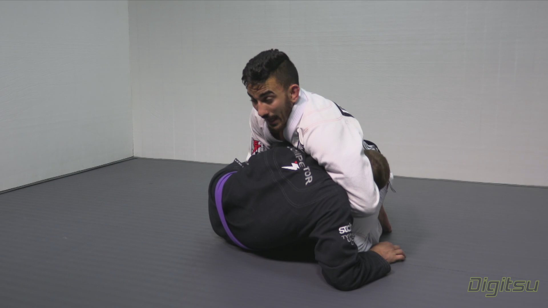Guillotine To Darce
