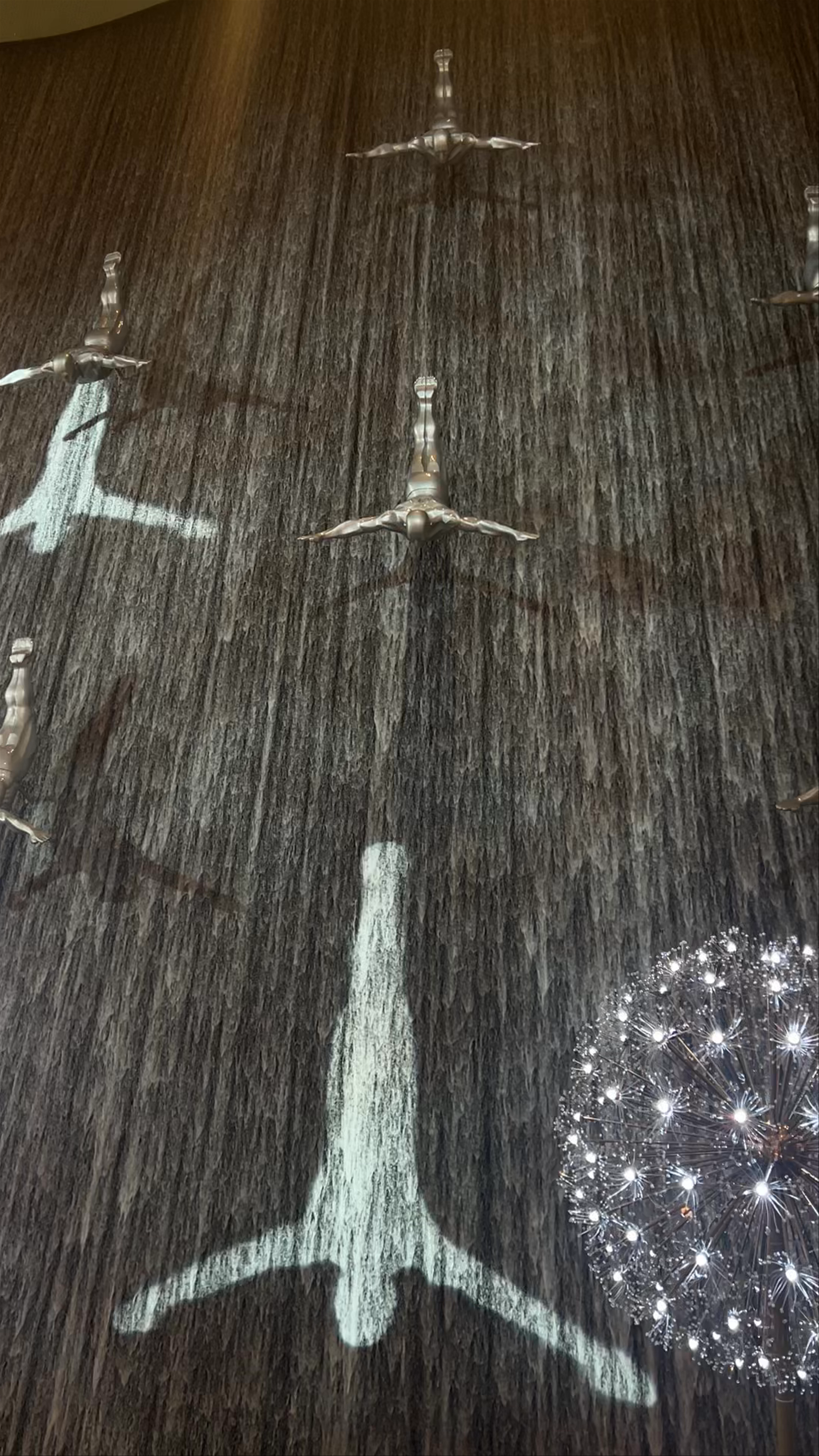 Dubai Mall Waterfall: Captivating Art and Flowing Wonder