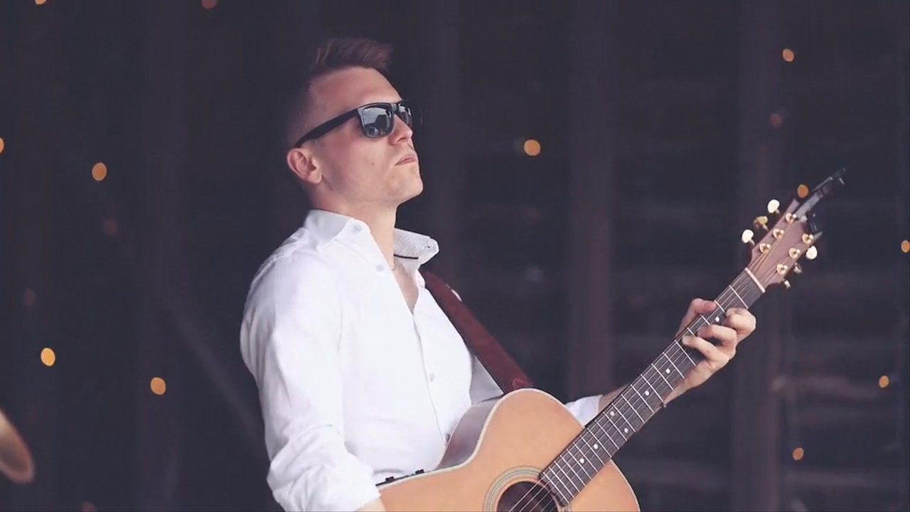 The Upshots - Sax & Guitar Duo - video
