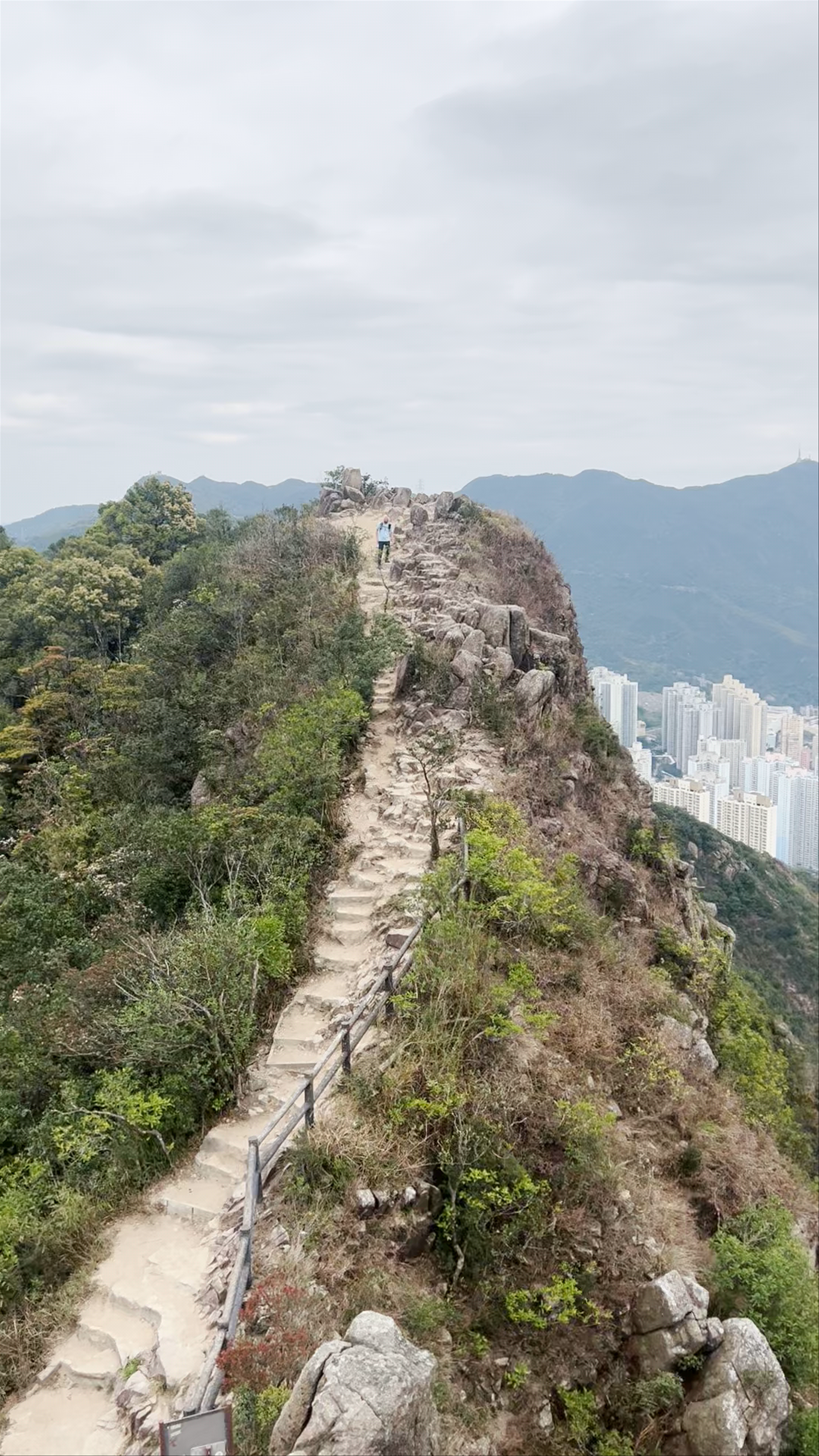 Lion Rock Head: Breathtaking Hike with Iconic Hong Kong Skyline