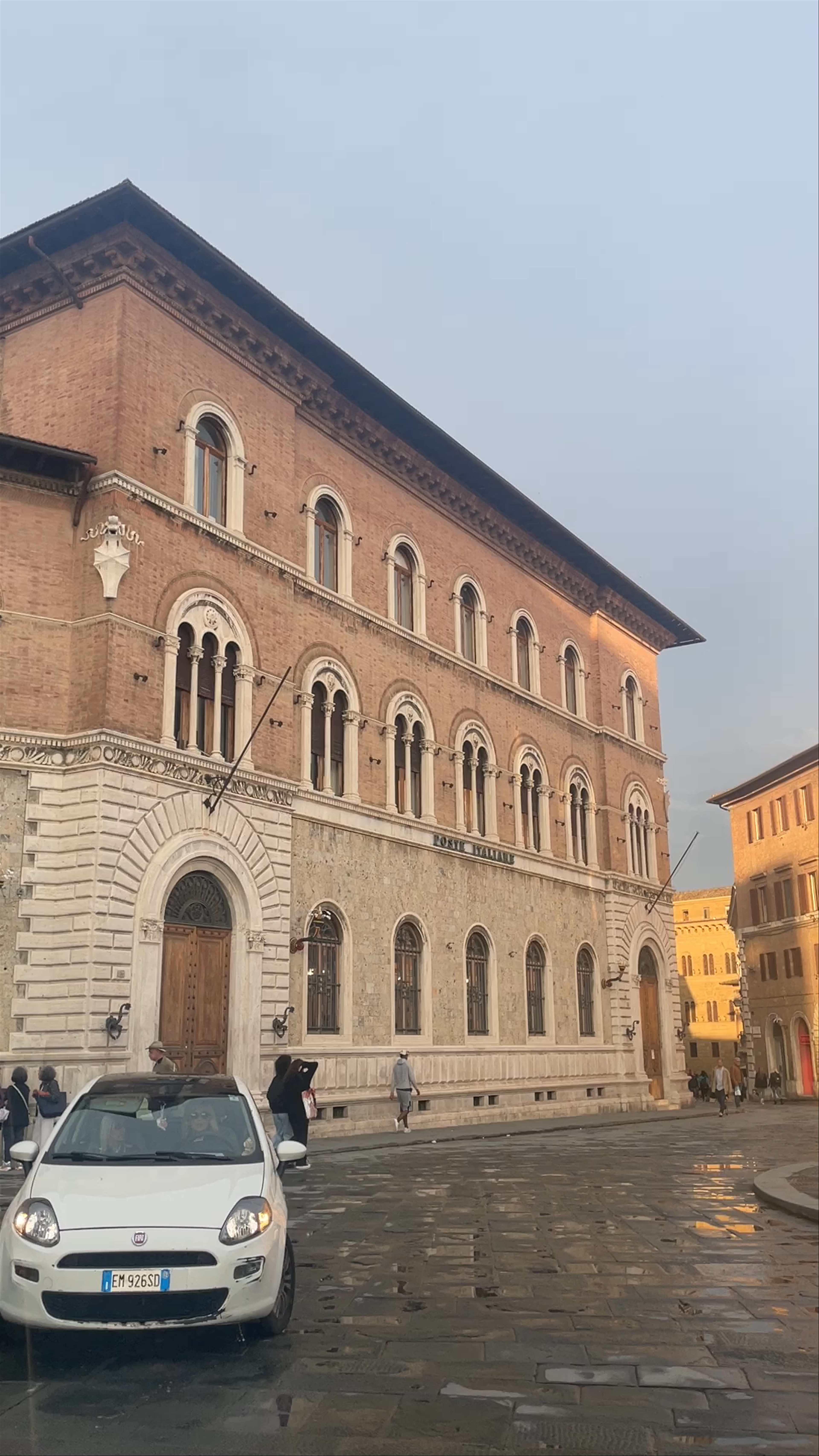Historic Piazza Giacomo Matteotti: Heart of Siena's Timeless Charm