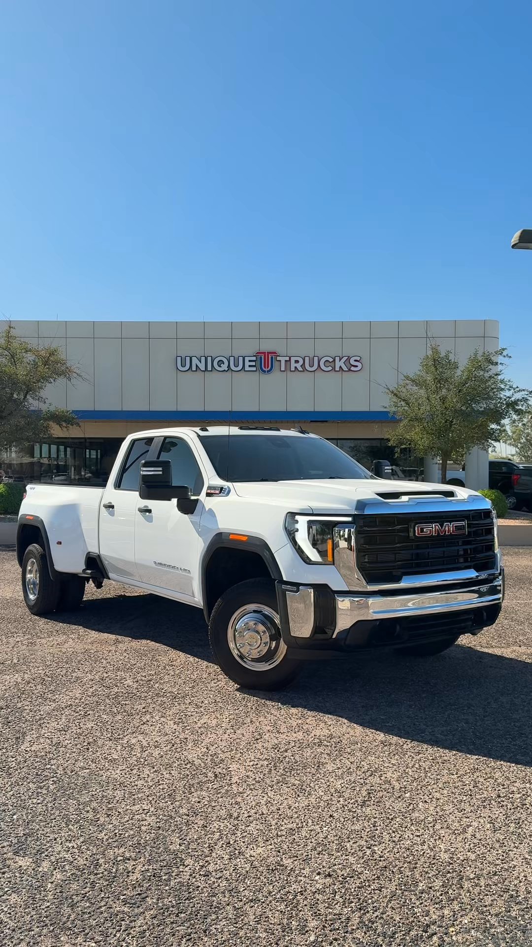 Unique Trucks - #133843 - 2025 GMC Sierra 3500HD Pro