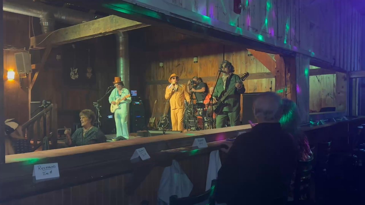Blue Arrow Farm - Jungle Hanitat - Venues & Event Spaces Near Me - Pine Island, New York