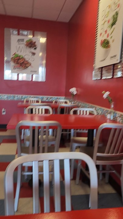 Domoishi - Inside the restaurant - Poke Near Me - Suffolk, Virginia