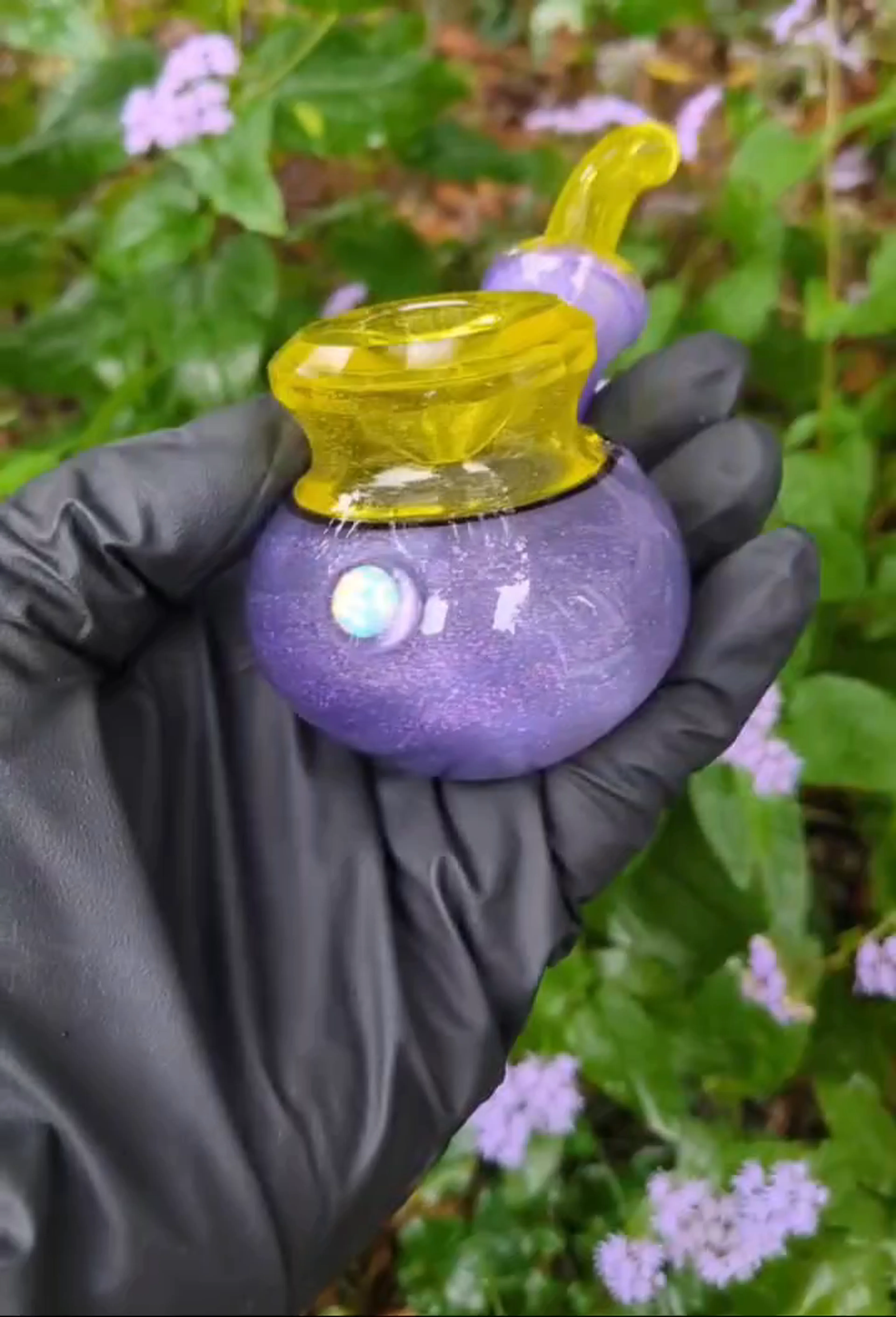 Preview pic of Crux Glass chalice dry 2020 lemondrop UV dichro cold work opal