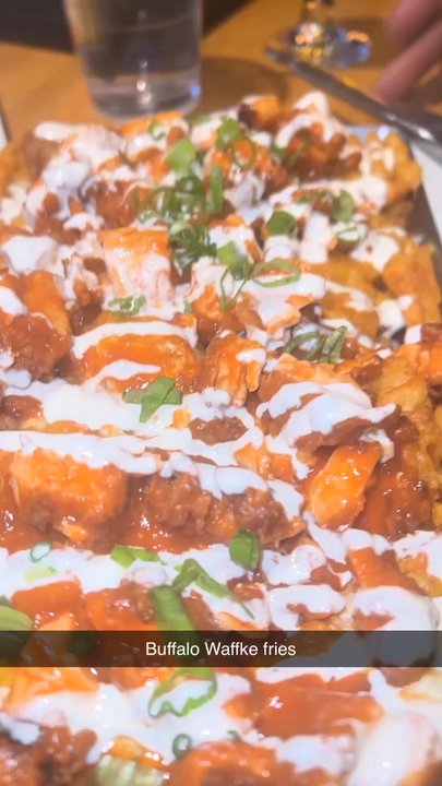 Hizemans - Buffalo waffle fries delicious - Sports Bars Near Me - Naperville, Illinois