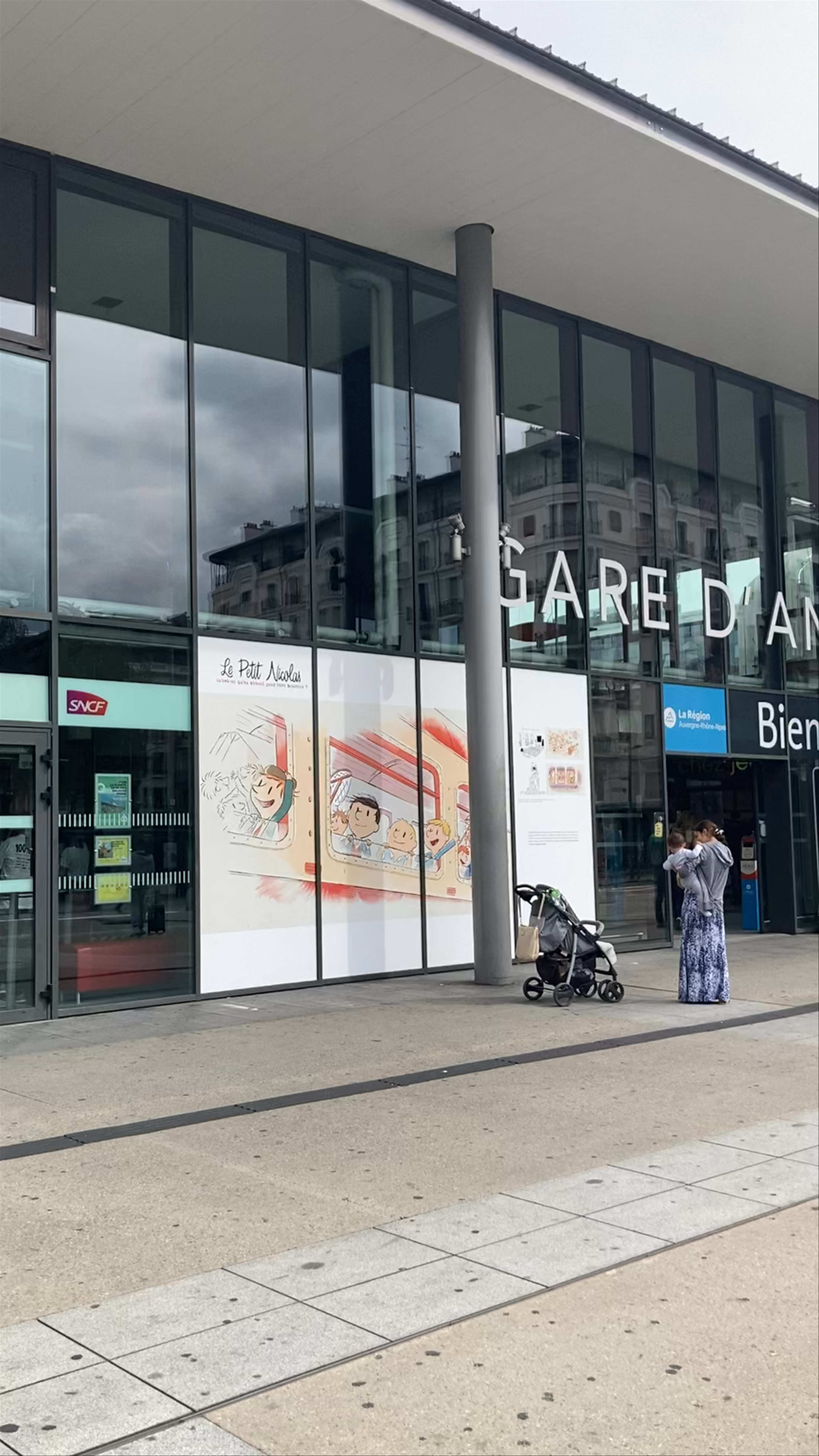 Annecy Gare: Modern Gateway to the French Alps