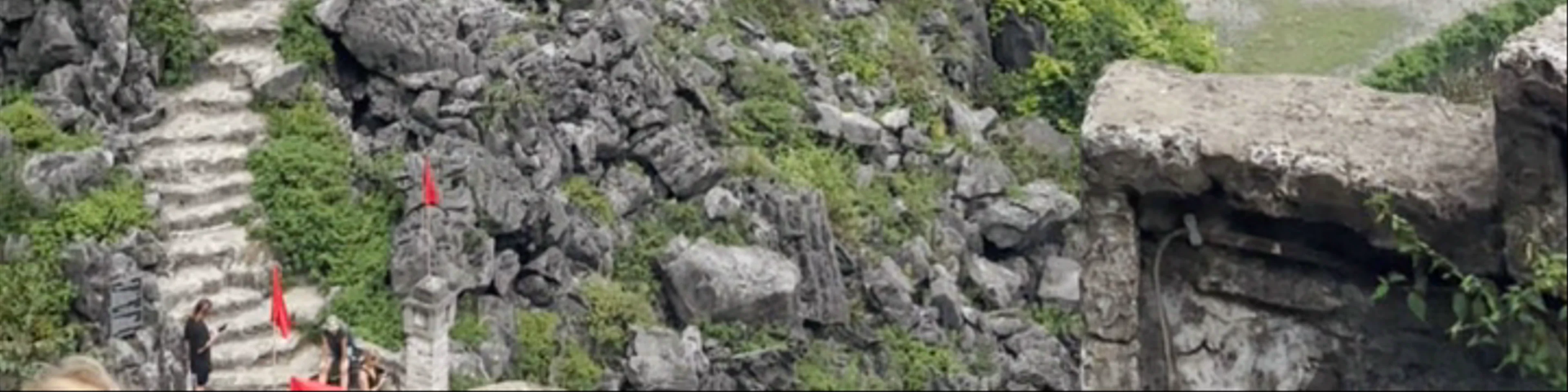 Hang Múa (Mua Caves)