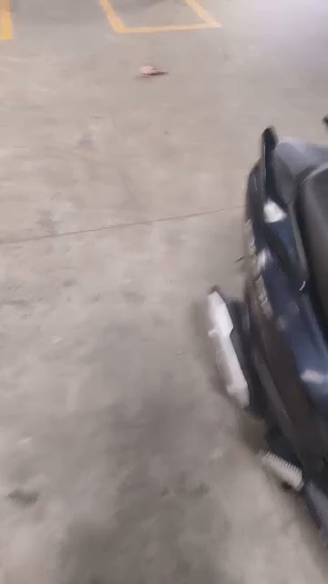Walk-around video thumbnail