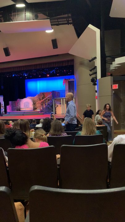 Dr.Phillips High School - Auditorium - Middle Schools & High Schools Near Me - Orlando, Florida