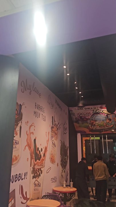 Boba Shack - Interior ambient - Bubble Tea Near Me - Mississauga, Ontario