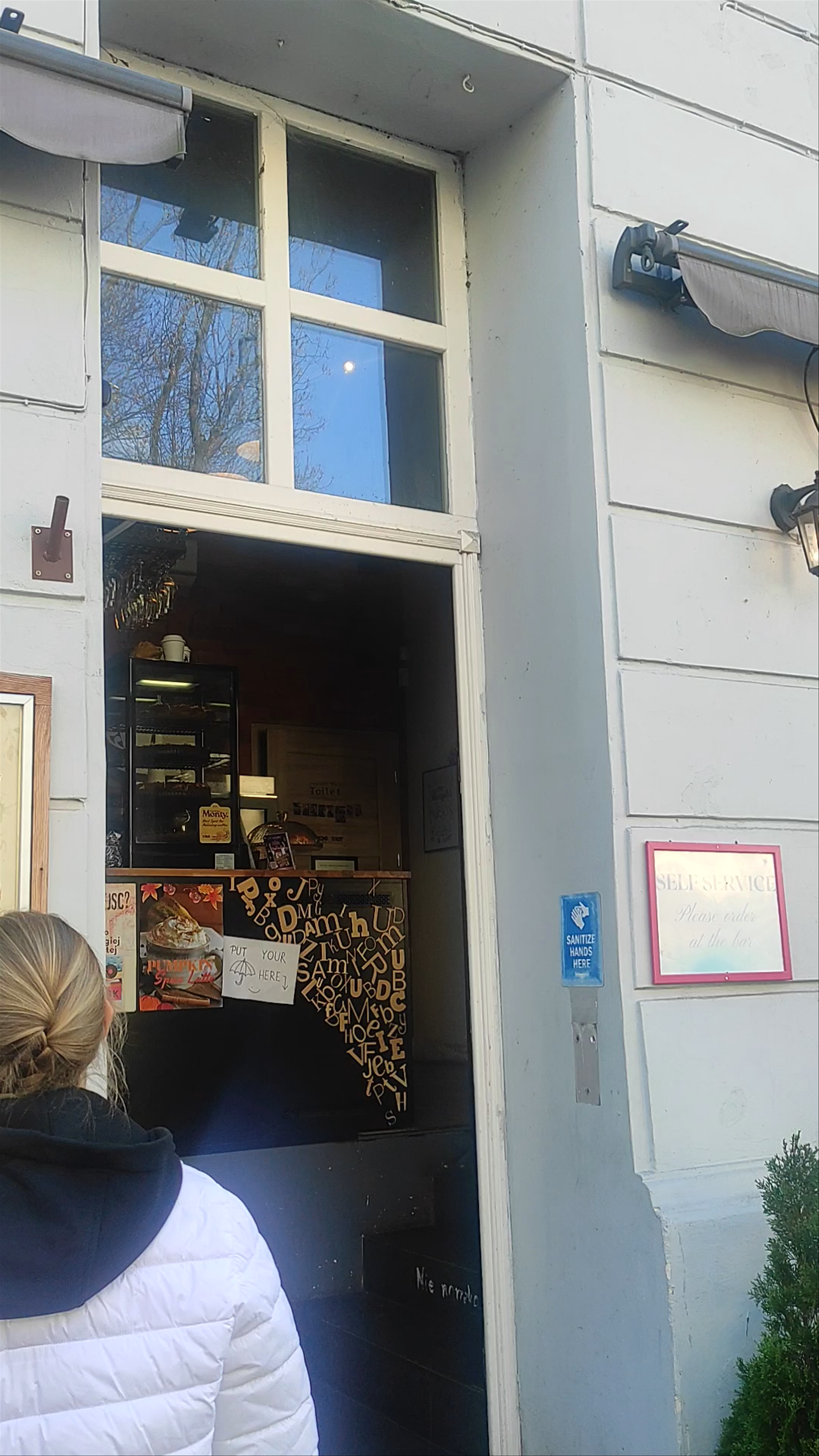 Cozy Autumn Morning at Cytat Café, Kraków